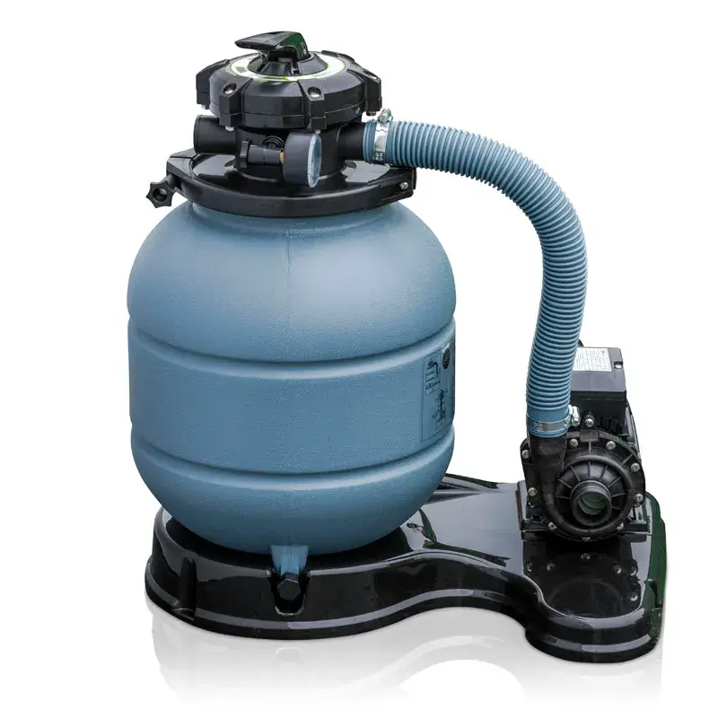 fs320-2 | PisciManía Above-ground pool sand filter with a blue cylindrical tank and attached pump connected by a blue hose.