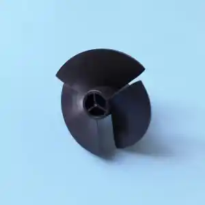 wr000314-2 | PisciManía Plastic marine propeller with three blades on a light blue background, viewed from above.